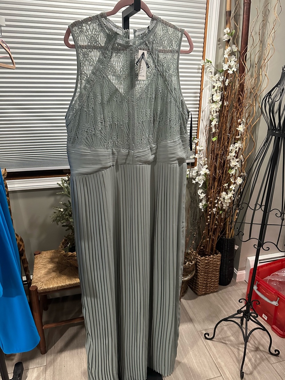 lace pleated Seafoam Green Maxi Dress